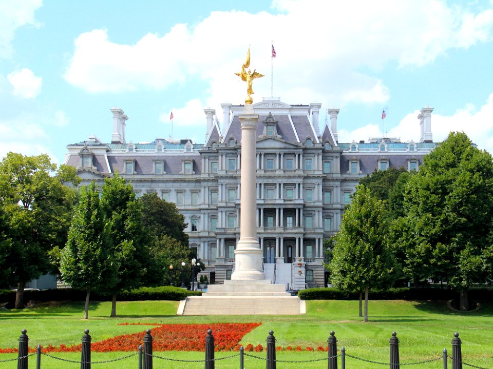 Landmark Palace Tree Building