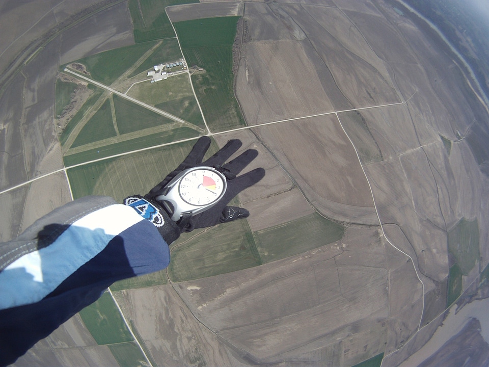 Flying extreme sport