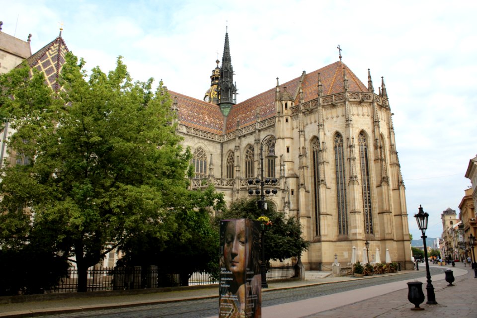 Building Medieval Architecture Cathedral Place Of Worship photo