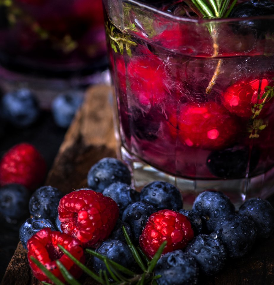Closeup Photo Of Blueberries Near Clear Drinking Glass
