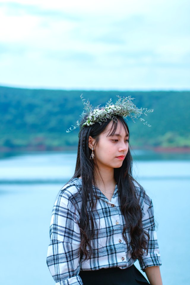 Woman In White And Black Plaid Dress Shirt