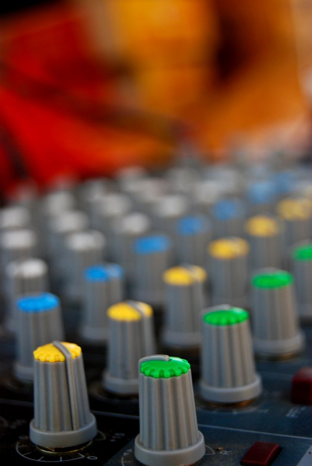 Control Level Of Music