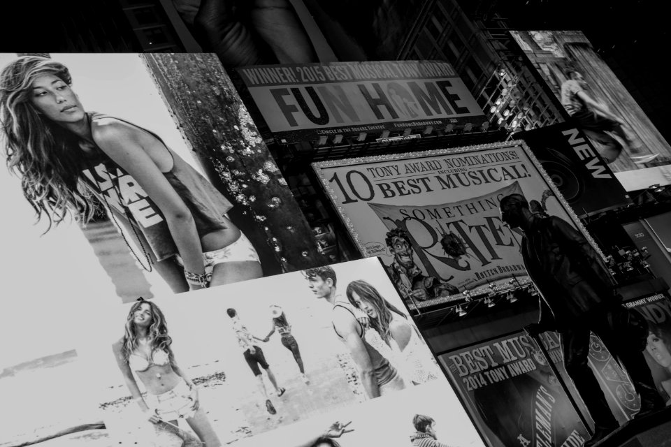 Black Black-and-white Flash Photography Style