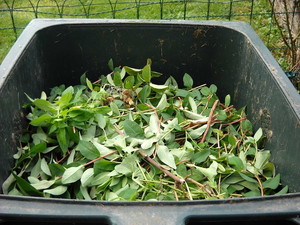 Green waste composting recycling