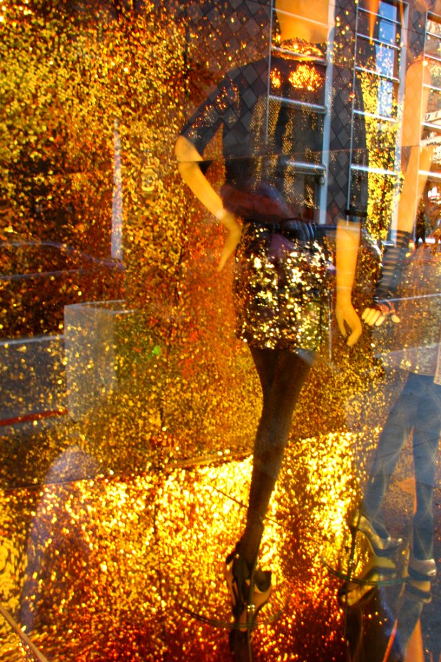 Gold Semiabstract 3