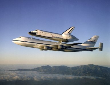 Shuttle Atlantis Returning To Kennedy Space Center