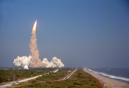 Launch STS-29
