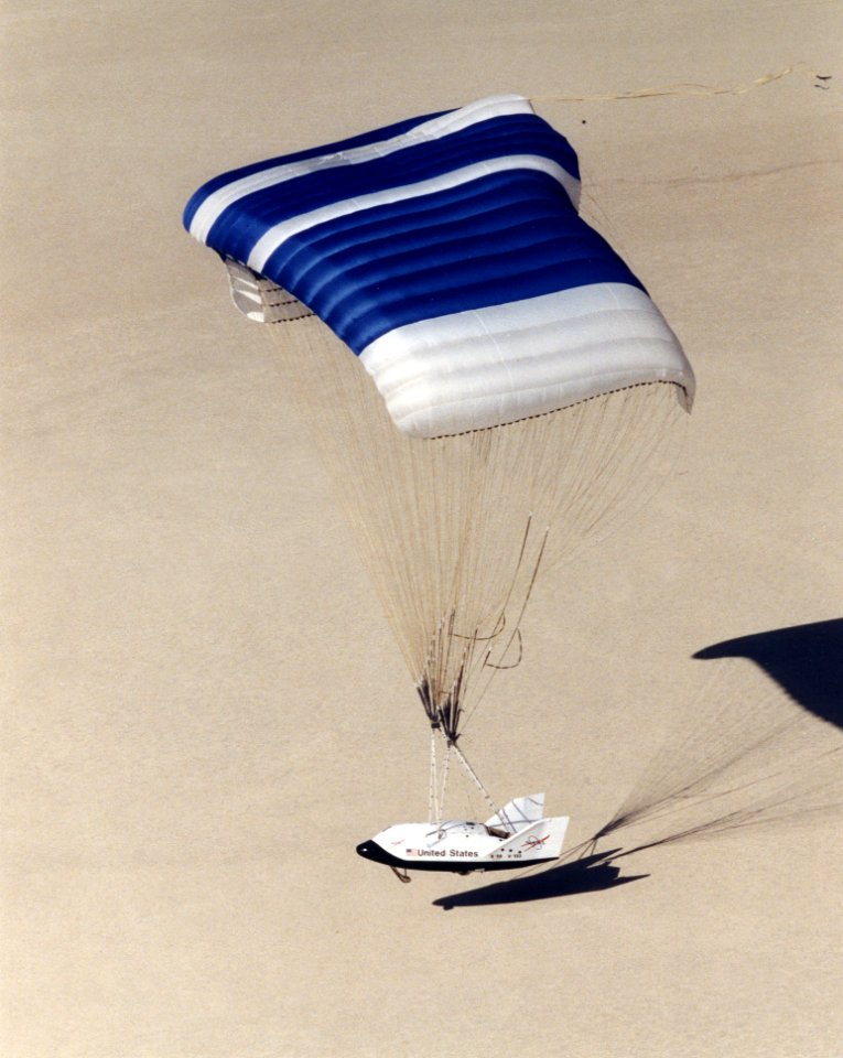 X-38 Prototype Lands On Rogers Dry Lakebed