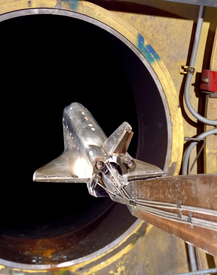 35-Foot Hypersonic Tunnel