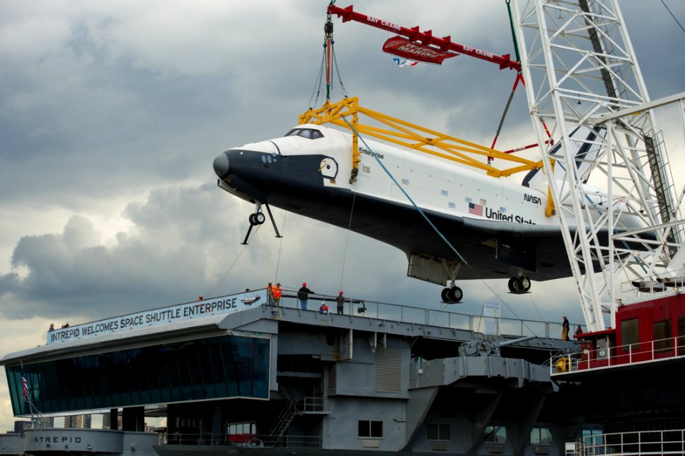 Space Shuttle Enterprise Move To Intrepid