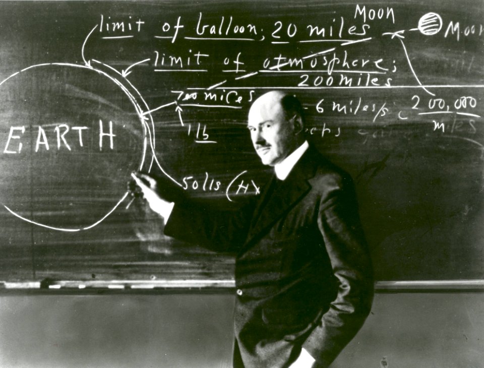 Dr Robert Goddard At Clark University
