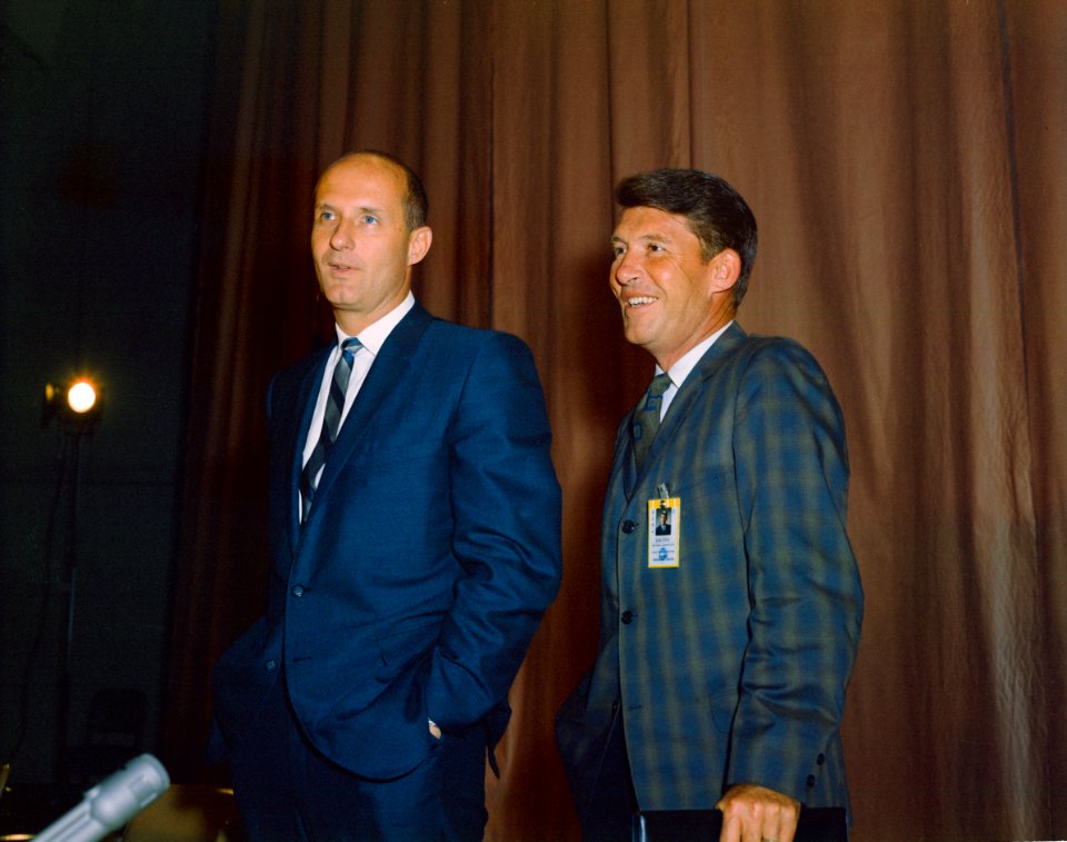 Gemini VI Prime Crew Named
