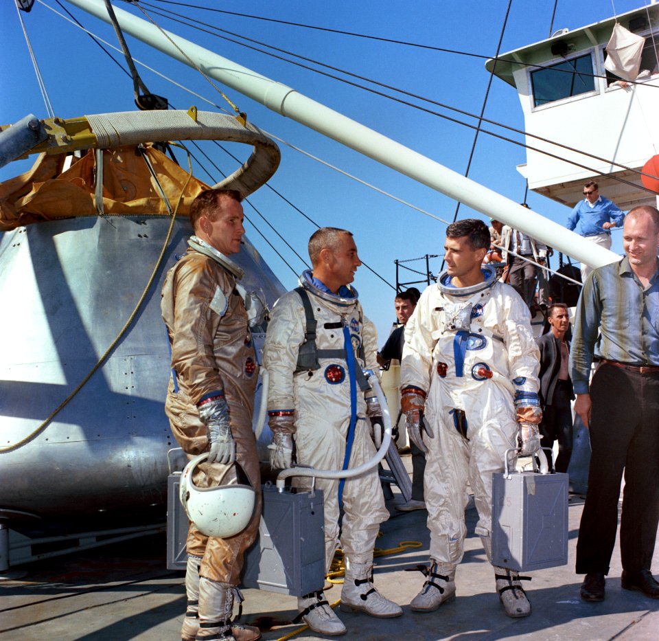 Apollo 1 Crew Prepares For Water Egress Training