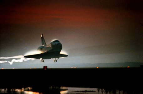 STS-80 Land