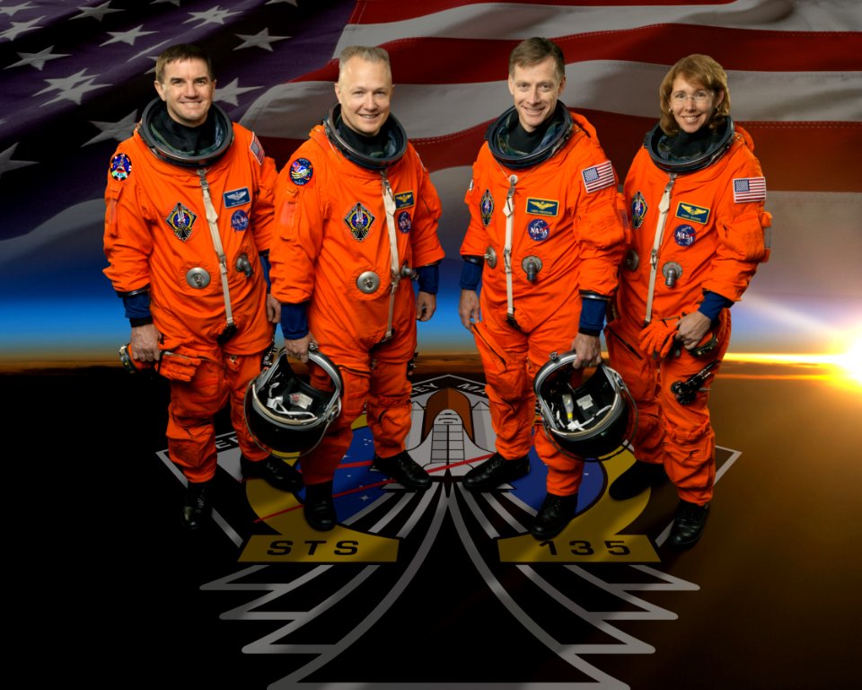 STS-135