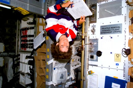 Ellen Ochoa photo