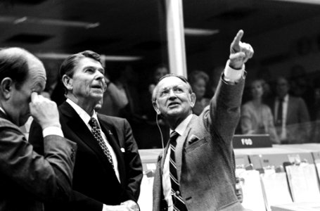 President Reagan At Mission Control