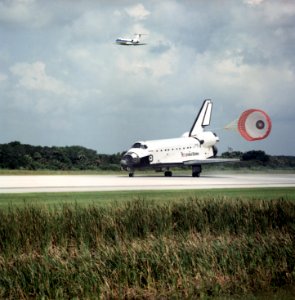 STS-71 Landing photo