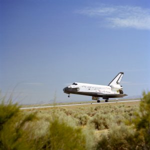 STS-4 Landing