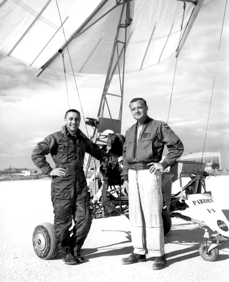 Gus Grissom amp Milt Thompson With Paresev