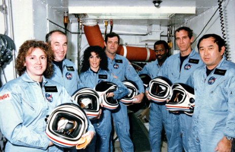 51-L Challenger Crew In White Room photo