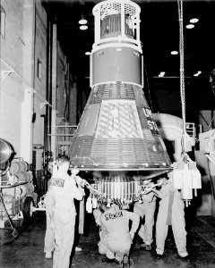 Mercury 8 In Hanger