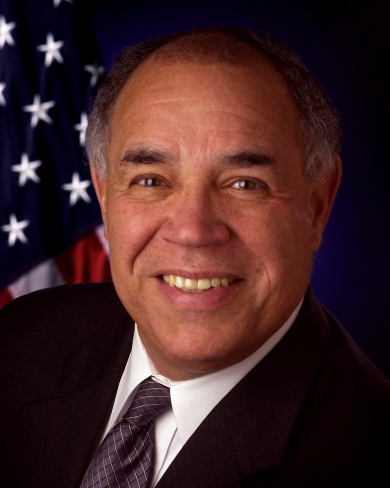 Col Frederick D Gregory