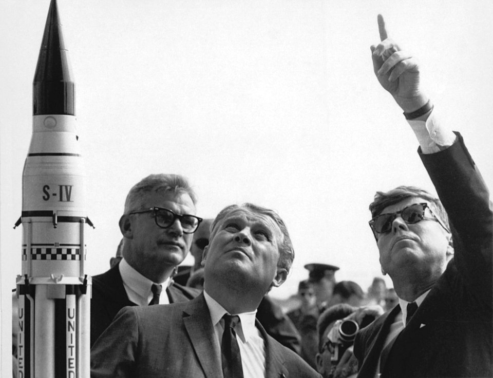 Seamans Von Braun And President Kennedy At Cape Canaveral