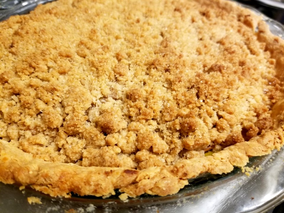 Crumbly Crusted Apple Pie