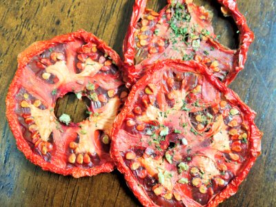 Seasoned Dried Tomato Slices