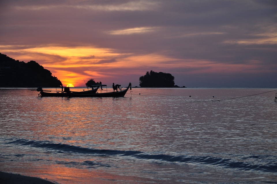 Sunset phuket sillhouette
