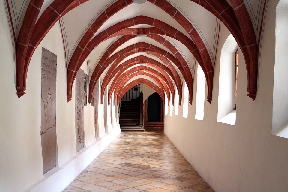 Archway architecture vault