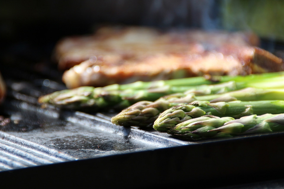 Barbecue grill meat