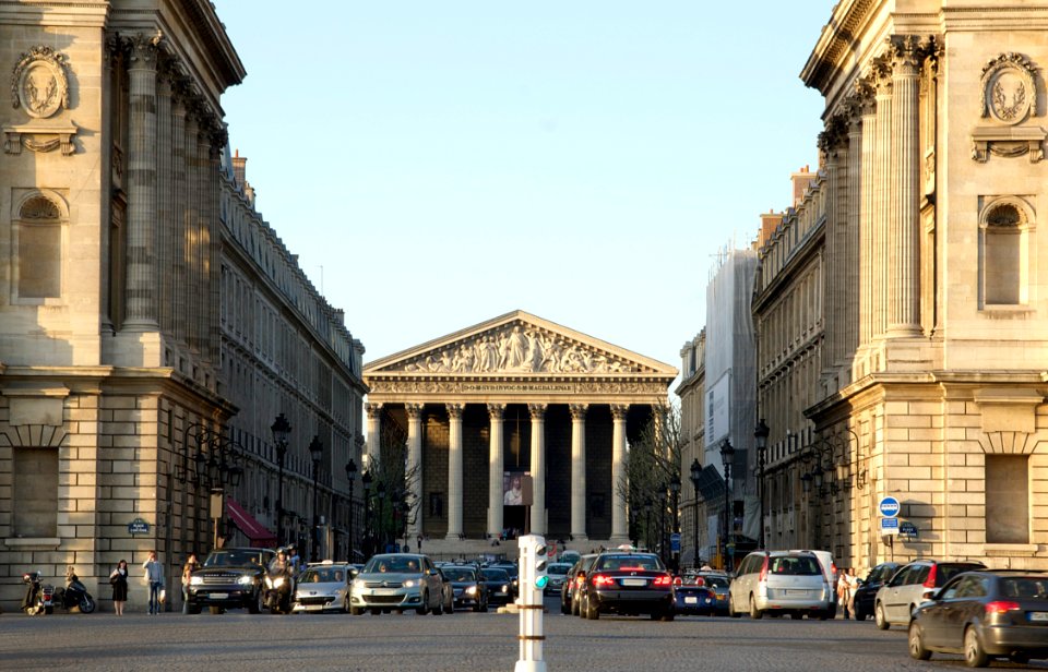 Madeleine rue Royale from Concorde