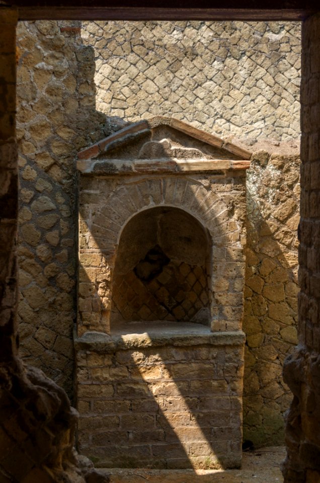Lararius altar Herculaneum
