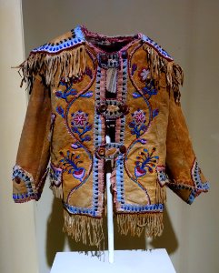 Shirt, Woodlands, c. 1920, plastic buttons, glass beads, silk, hide - Portland Art Museum - Portland, Oregon