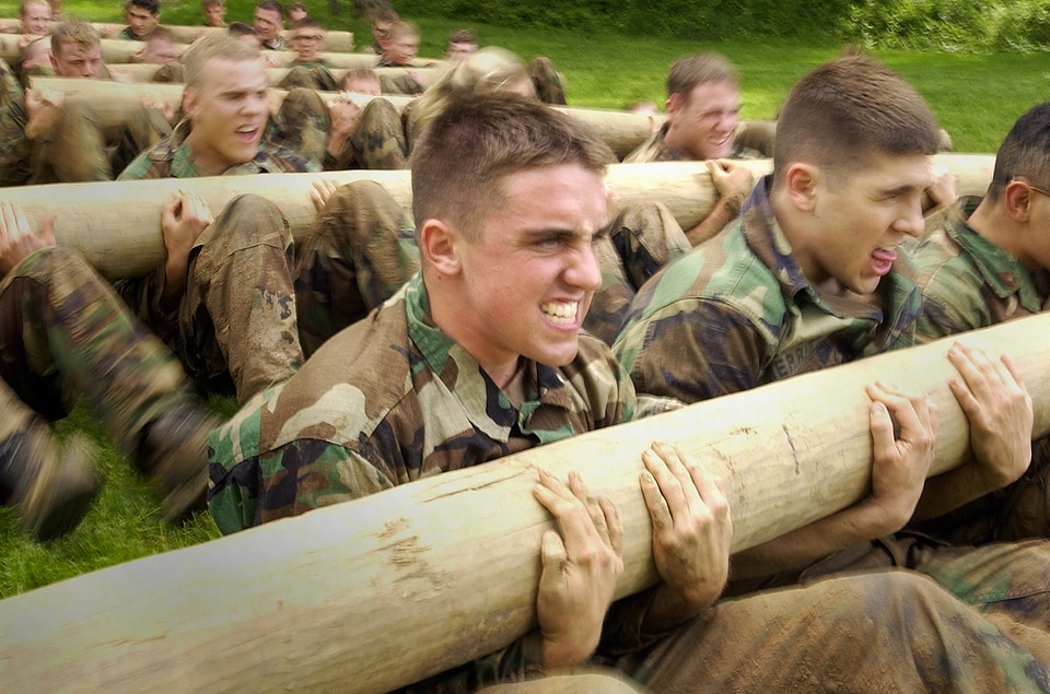 Trainees lifting exercising
