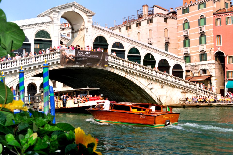 Grand Canal - Rialto - Venice Italy Venezia - Creative Commons by gnuckx