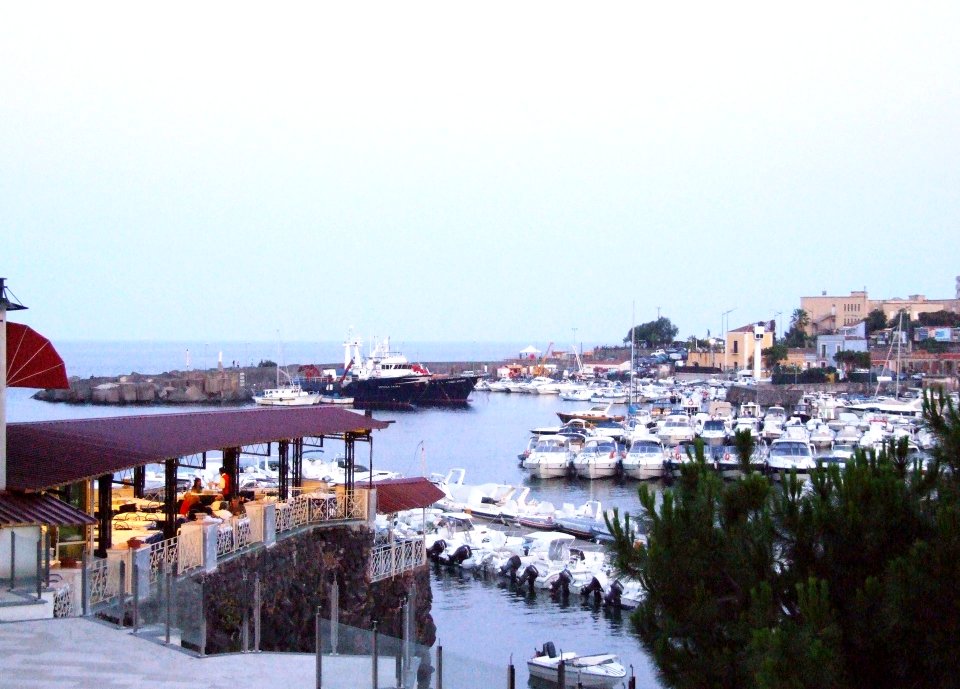 DSCF5626-Porto Ulisse-Ognina-Catania-Sicilia-Italy-Castielli_CC0_HQ