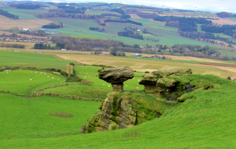 Bunnet Stane