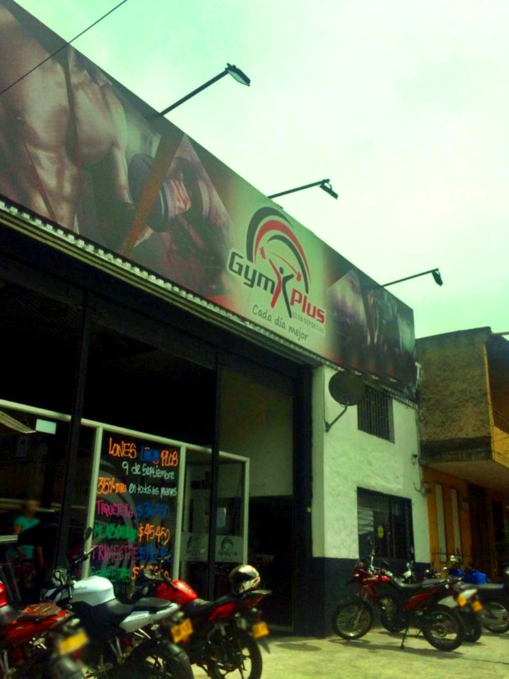 Fachada Letrero Gimnasio