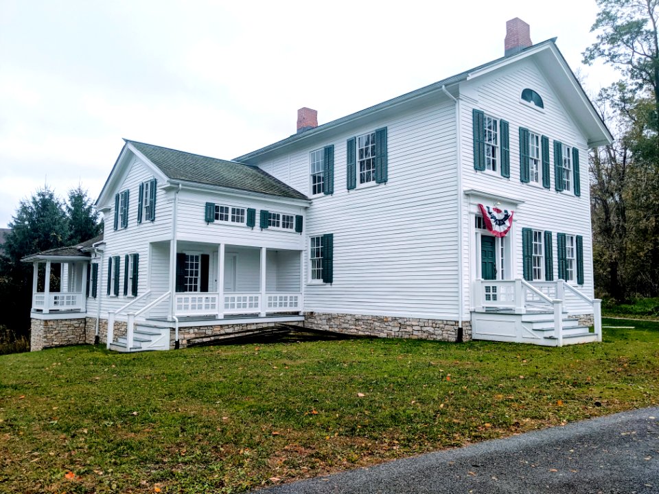 Lathrop House