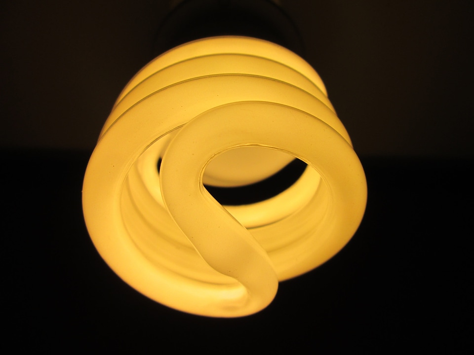 Replacement lamp e27 energy saving lamp