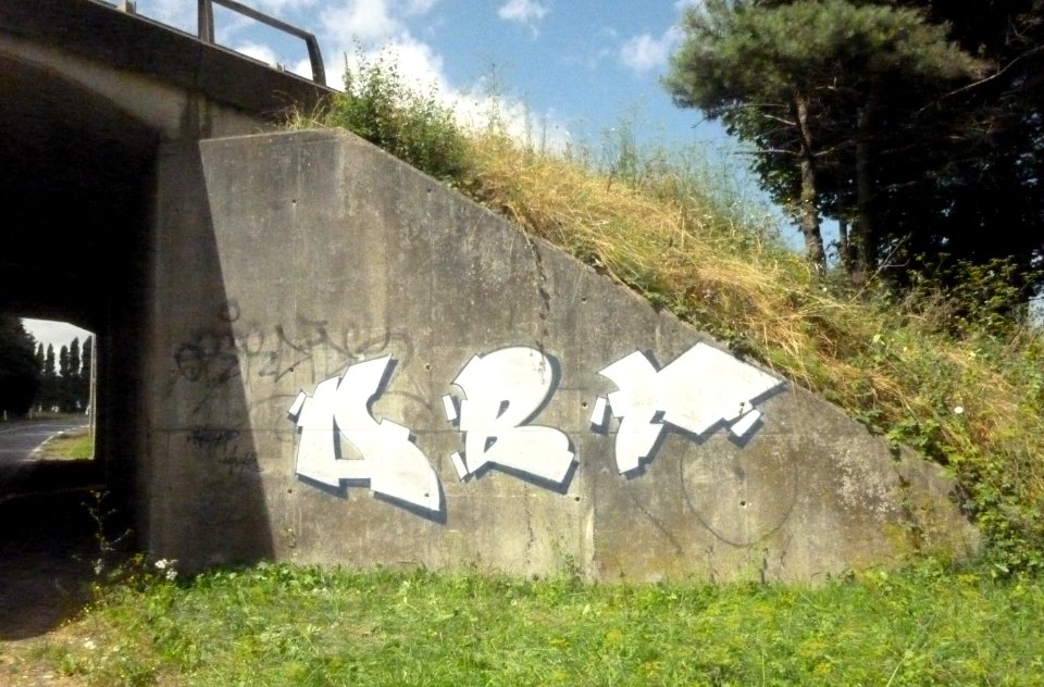 ABF graffiti silver chrome