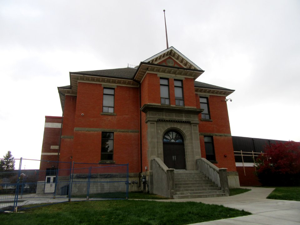 Old High River Elementary School