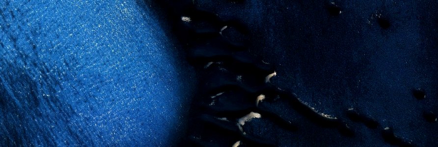 Mars - Dunes with Black Spots in North Polar Region