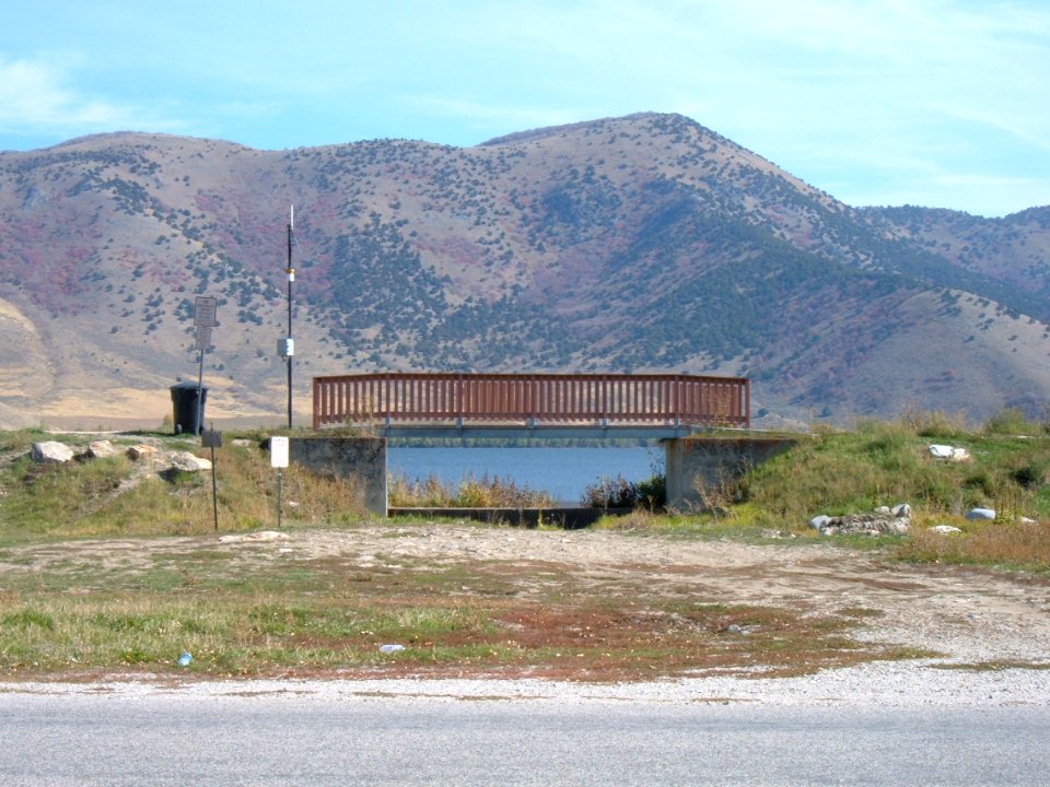 Mantua Reservoir Walkway
