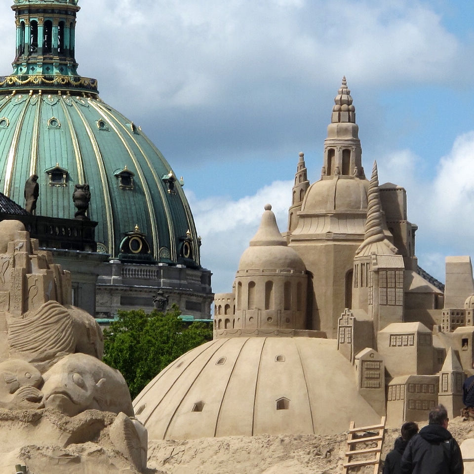 Copenhagen dom sand art