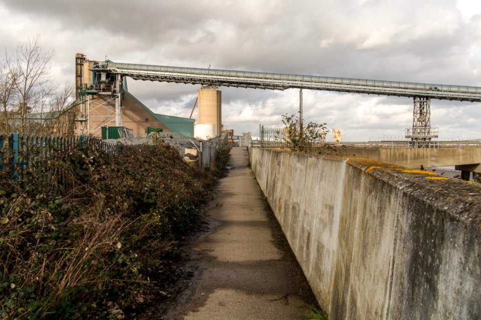Thames Path, Erith