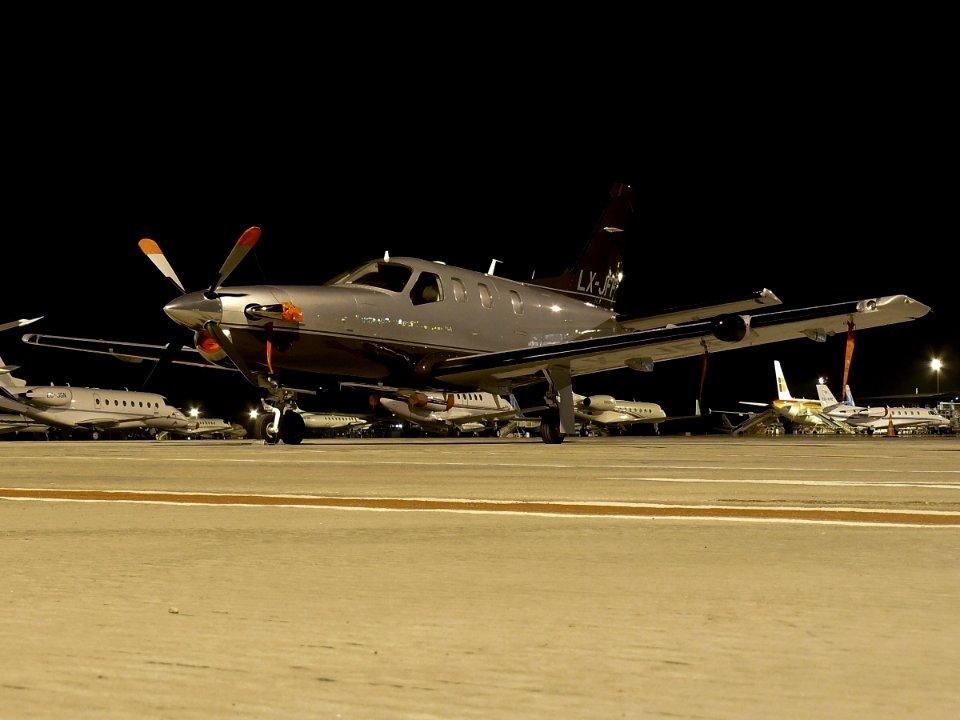 SOCATA TBM-700 JETFLY AVIATION LX-JFF